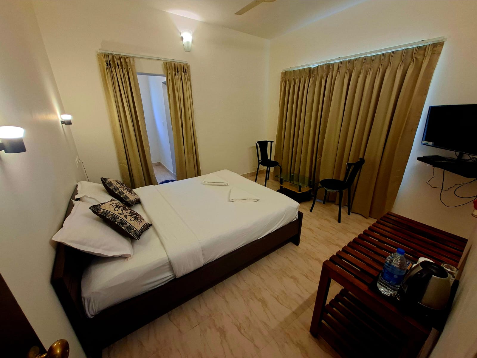 Standard double room